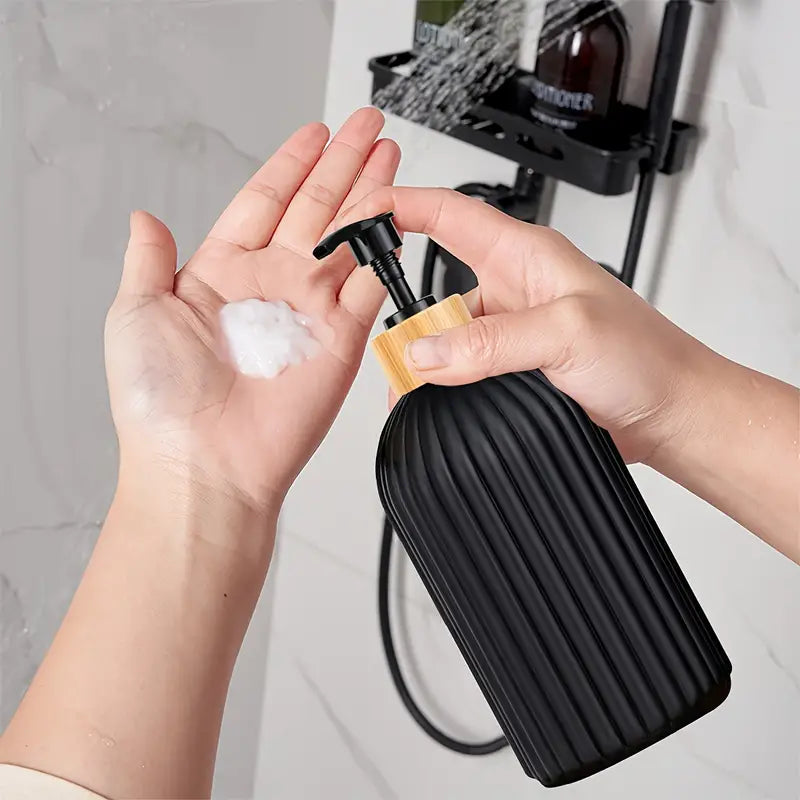 Kézi pumpás krémadagoló